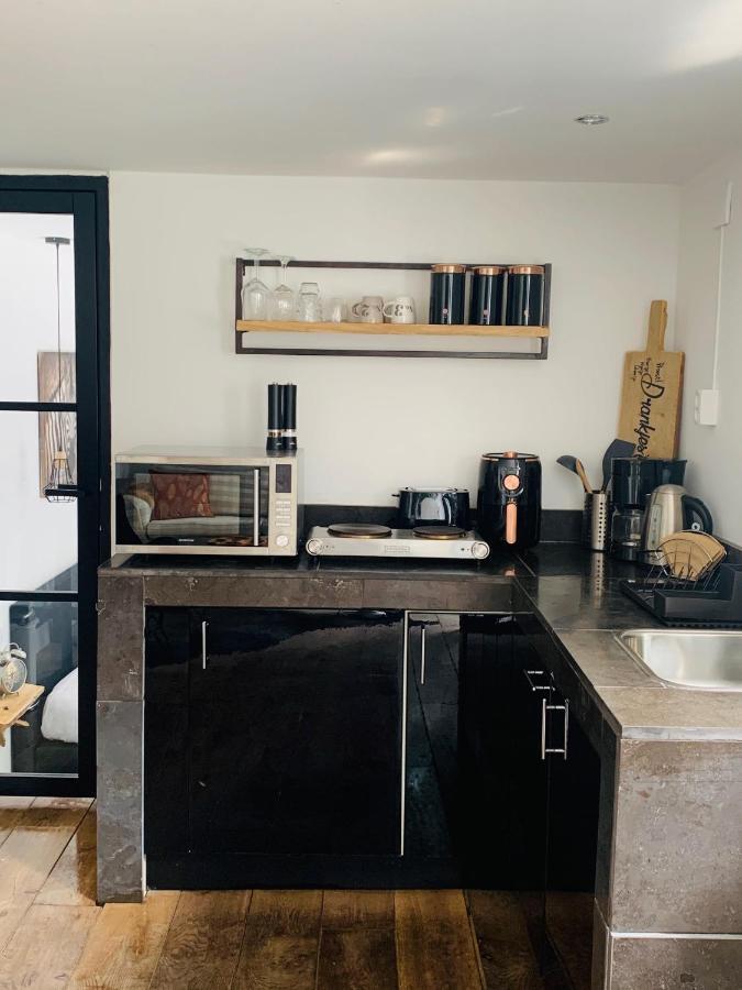 זנדוורט Finch Guesthouse מראה חיצוני תמונה